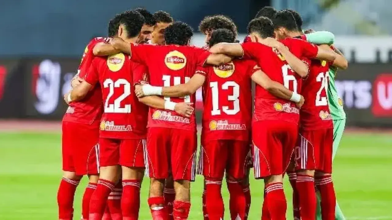 الأهلي يواجه برشلونة في قمة تاريخية بكأس خوان جامبر